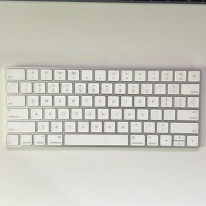 Apple Magic Keyboard Rechargeable